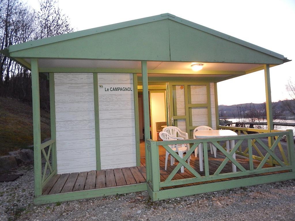 Camping Du Moulin Hotel Meyrieu-les-Etangs Habitación foto